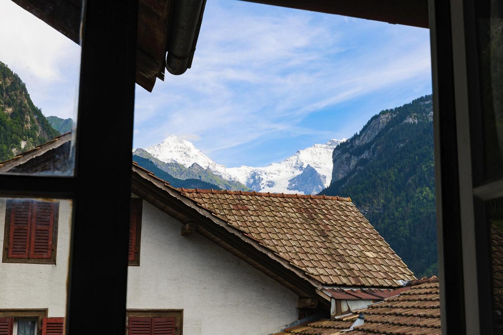 Charming Alpine Retreat By Apartments Capricorn Gsteigwiler Buitenkant foto
